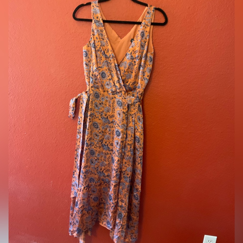 Red base midi dress